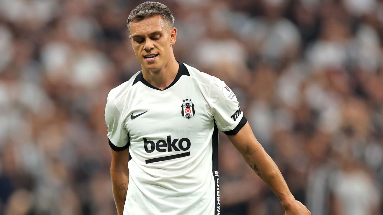 贝西克塔斯怒批土耳其裁判与VAR,特罗萨德被掌掴竟未判罚